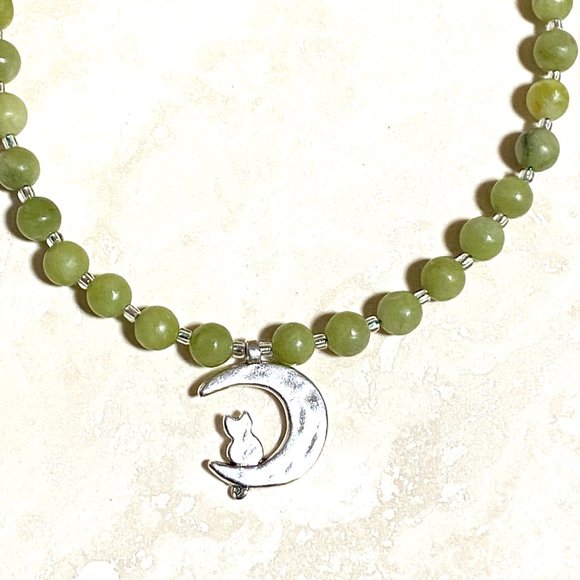 Serpentine Silver Cat on the Moon Necklace, Genuine Gemstone Beaded Necklace - Picture 7 of 9